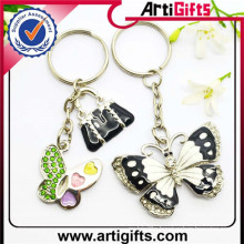 High end cheap dealer keychain in artigifts